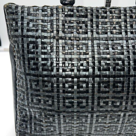 Givenchy Vintage Woven Signature with Acrylic Handles - Picture 2 of 16